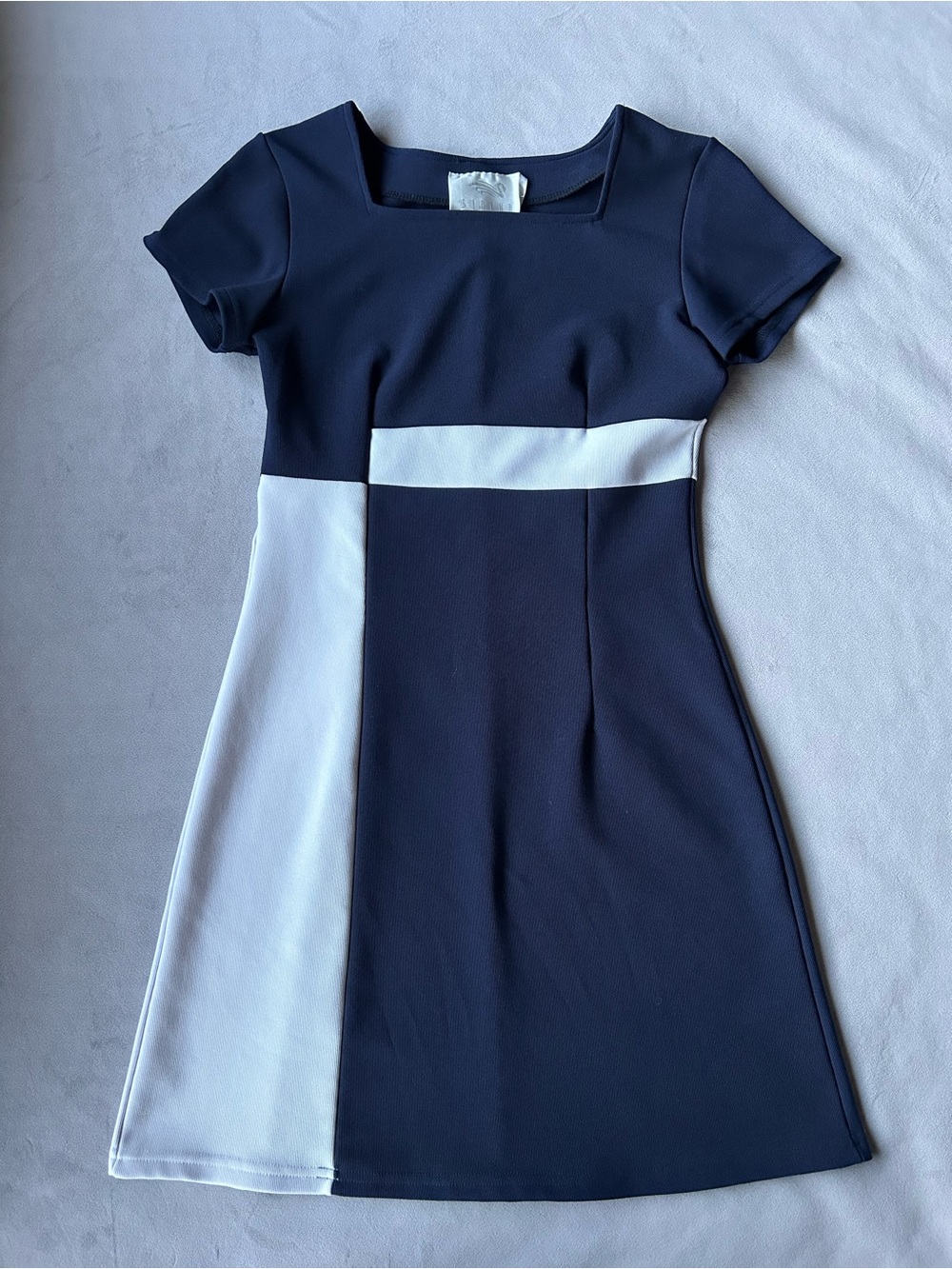 Serena ~ Vintage Colourblock Dress ~ Women’s Size Small